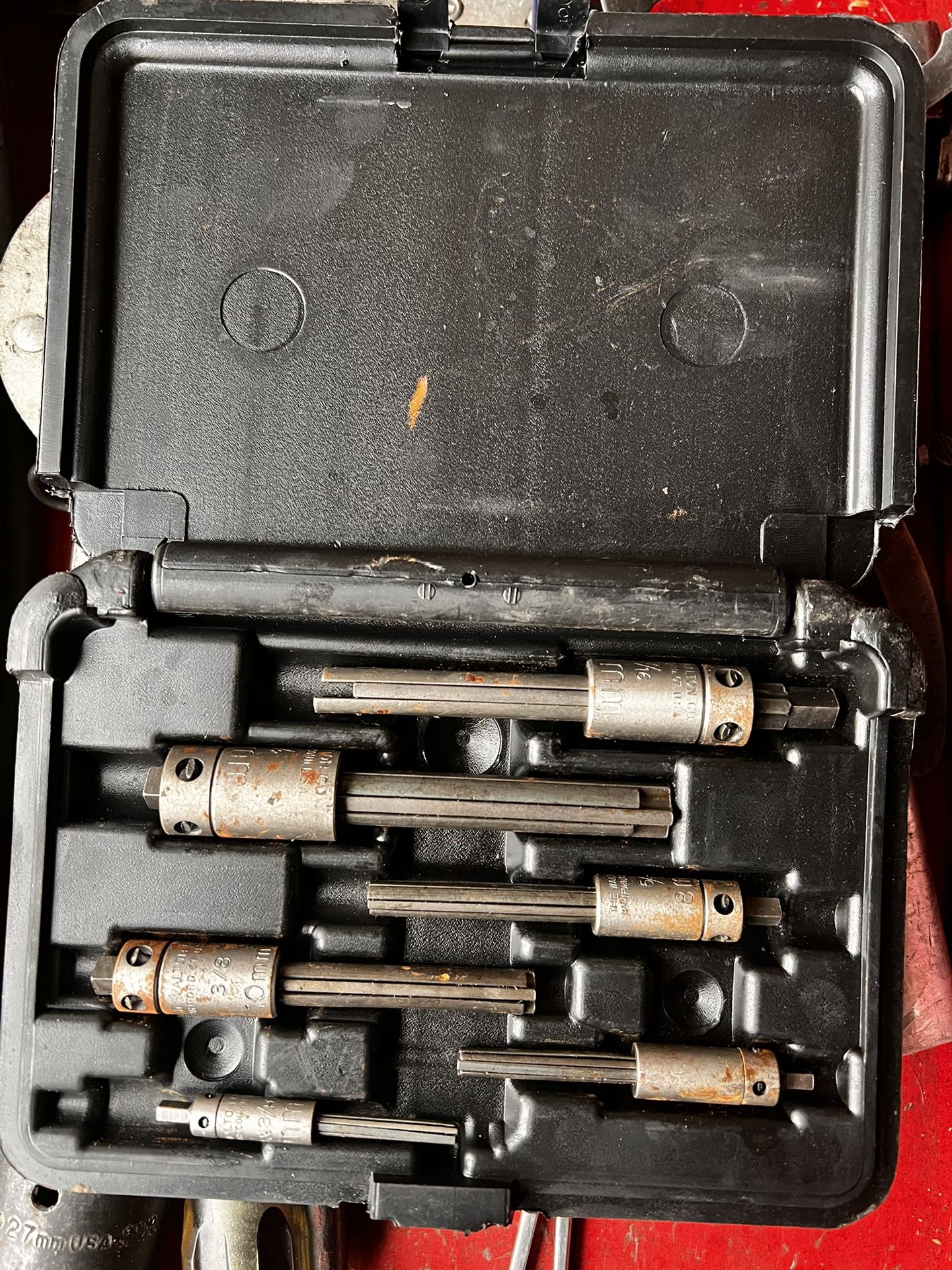 Walton Tap Extractor Set – Made in USA – Heavy-Duty Tap Removal Kit