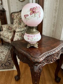 Antique Gone with the Wind Oil Lamp