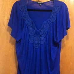 Cable & Gauge Women’s Shirt