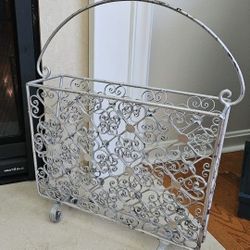 $35.00 - MidCentury Magazine Rack, Elegant Scrollwork Accents!  Iron - Rare Find/Lowest Price!