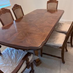 Wood Dinner Table 