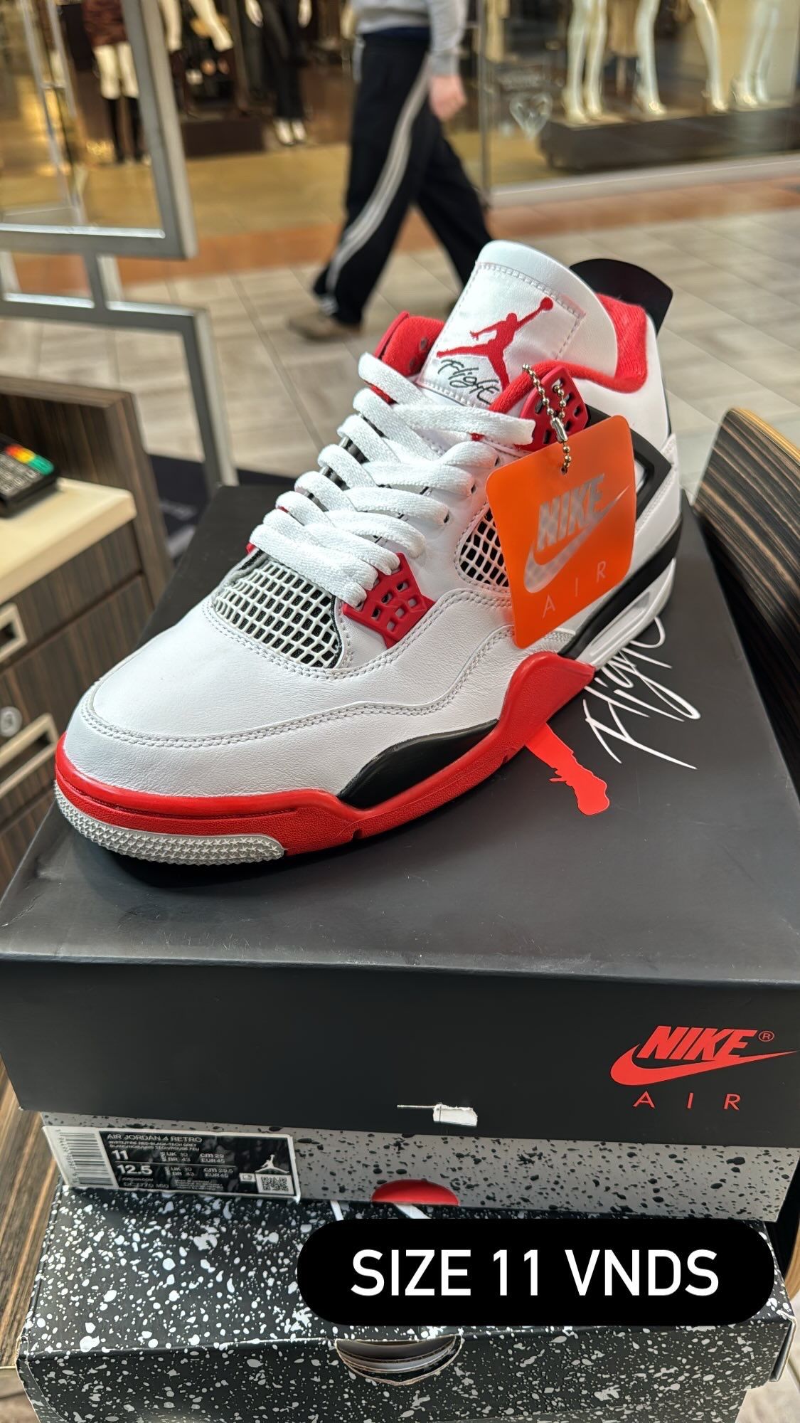 Jordan 4 Fire Red