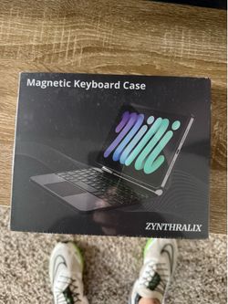 BRAND NEW!! iPad Magic Keyboard