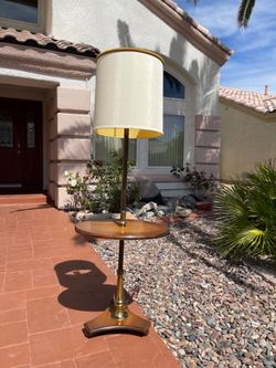 Vintage MCM John Widdicomb style table top floor lamp