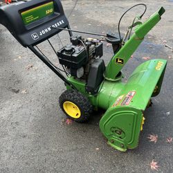 John Deere Snow Blower