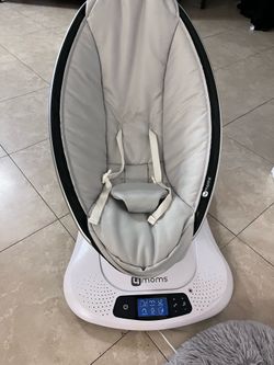 Baby swing