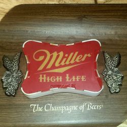 Vintage Miller High Life Bar Light
