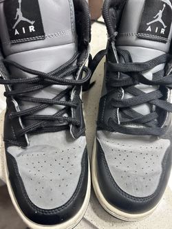Air Jordan 1 Mid Cool Grey