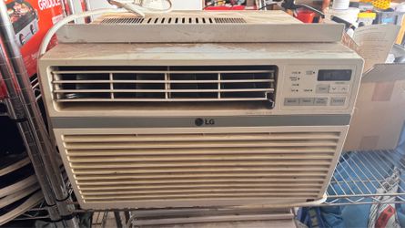 Window air conditioner