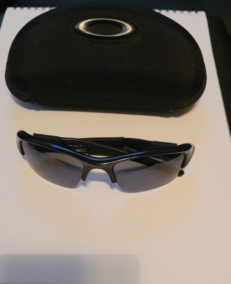 Oakley Sunglasses With Case