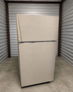 All white Refrigerator
