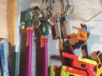 Outdoor toy/badminton game lot