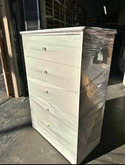 White Five Drawers Dresser