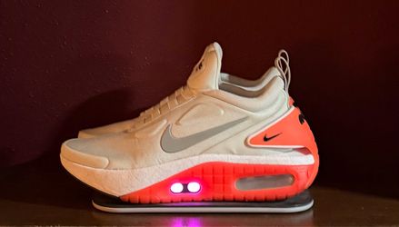 Nike Adapt Auto Max Sneaker
