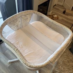Halo Twin Bassinet 