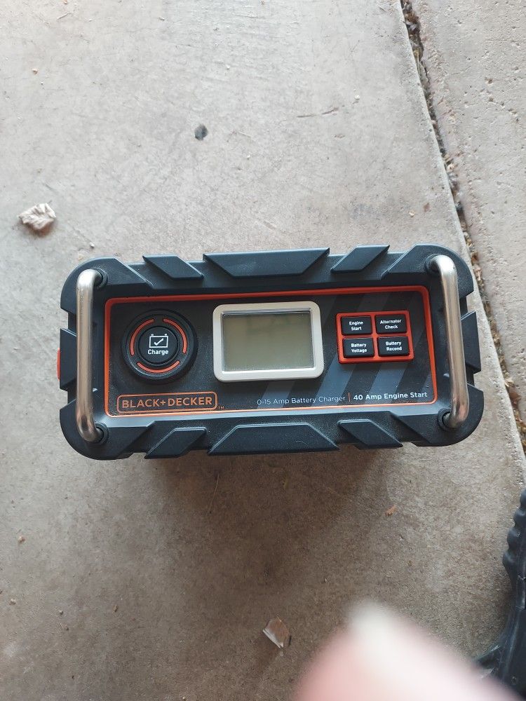 Black & Decker Charger for Sale in Indianapolis, IN - OfferUp