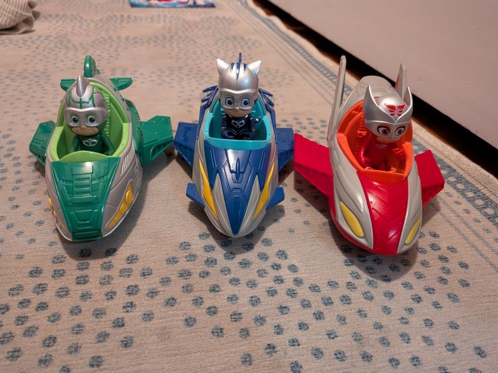 PJ Masks Figures And Cars