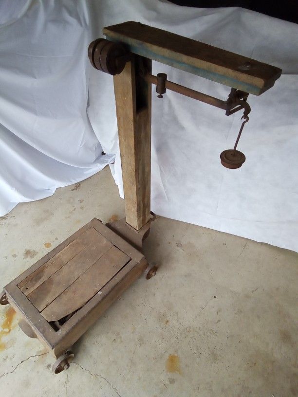 "Howe" Mid-1800's Industrial/grain Platform Scale