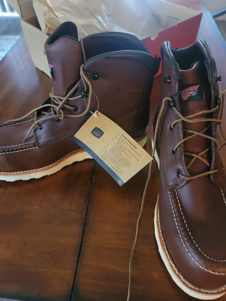 Brand New Red Wing Work Boots 2415