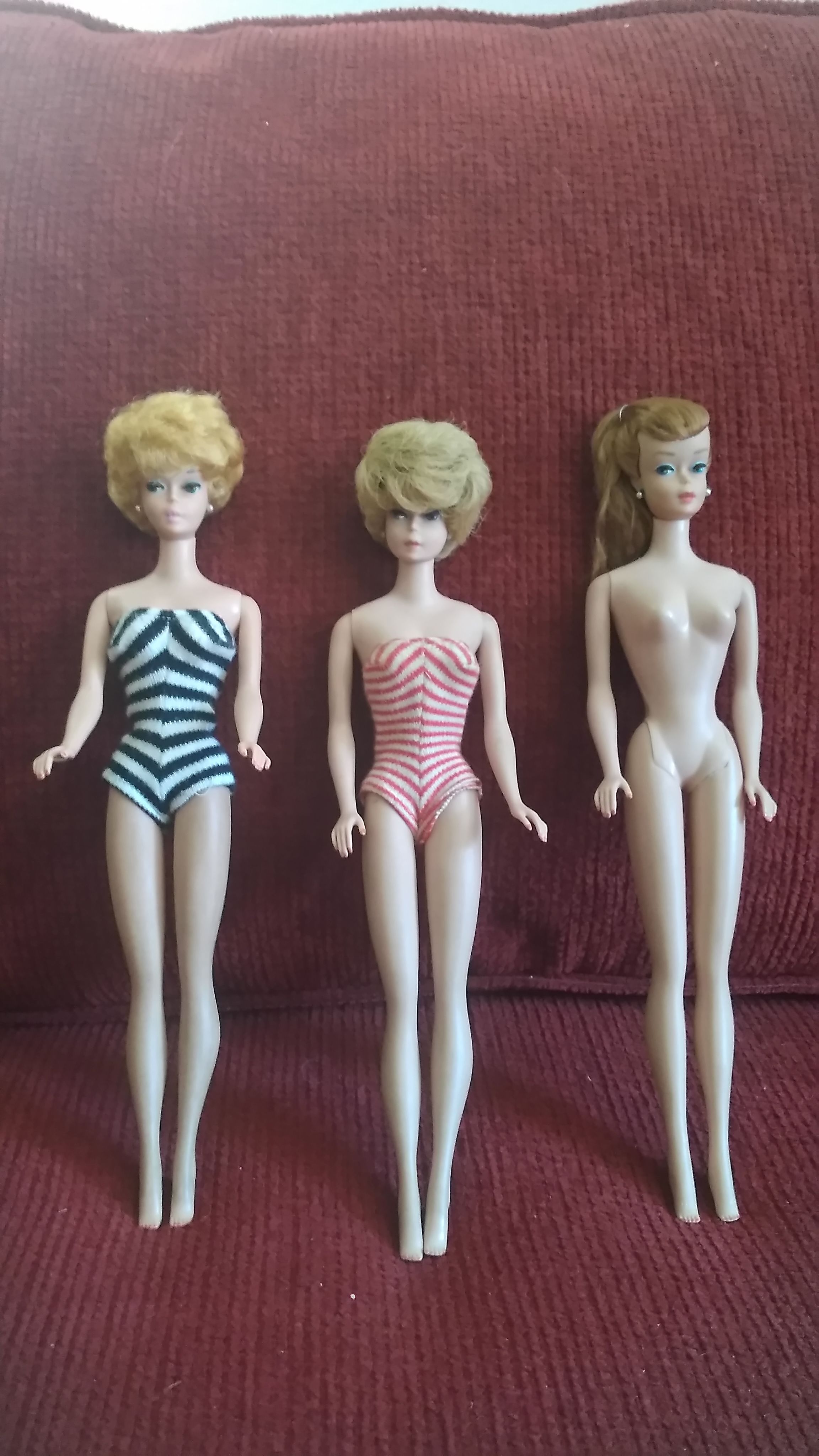 1962 Bubble cut Barbie and rare Side sweep Barbie