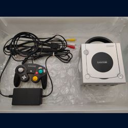Nintendo GameCube Silver DOL-101