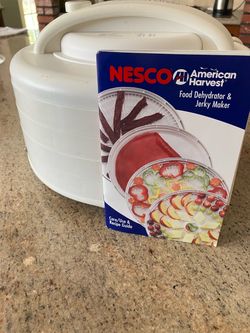 Nesco American Harvest Food Dehydrator & Jerky Maker