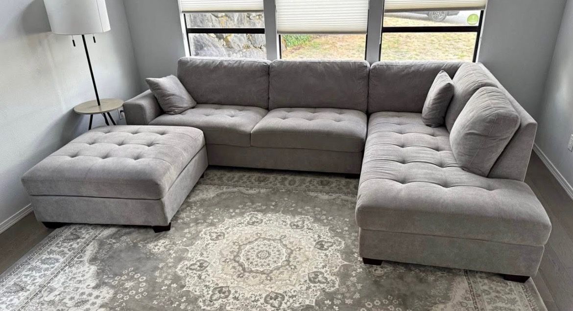 Sectional Couch 
