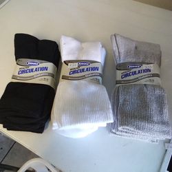 Circulation socks fit size 9-13