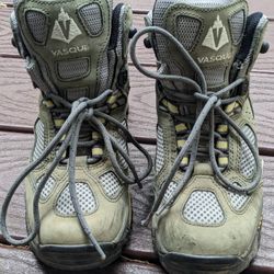 Vasque Women's Size 6 Hiking Boots - Used Twice 