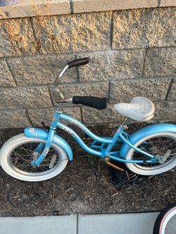 Girls beach cruiser