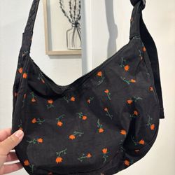 Baggu Medium Nylon Crescent Bag