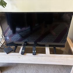Insignia TV