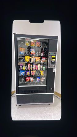 Vending snack machine