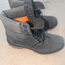 Navy blue Timberlands 