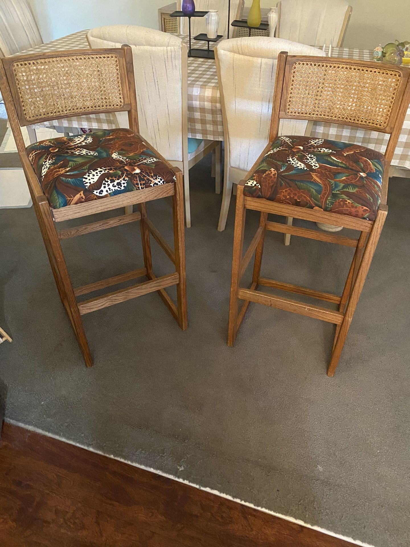VINTAGE BAR HEIGHT STOOLS (PICK UP ONLY)..