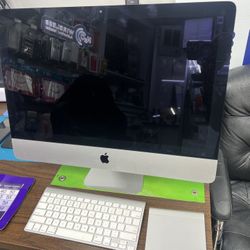 iMac 2012/ 1tb Storage /8ram Intel Core 5 / Like New  Keyboard And Trackpad 