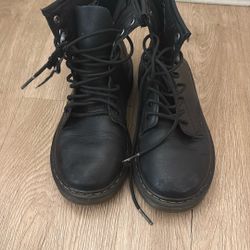 Dr Martens 