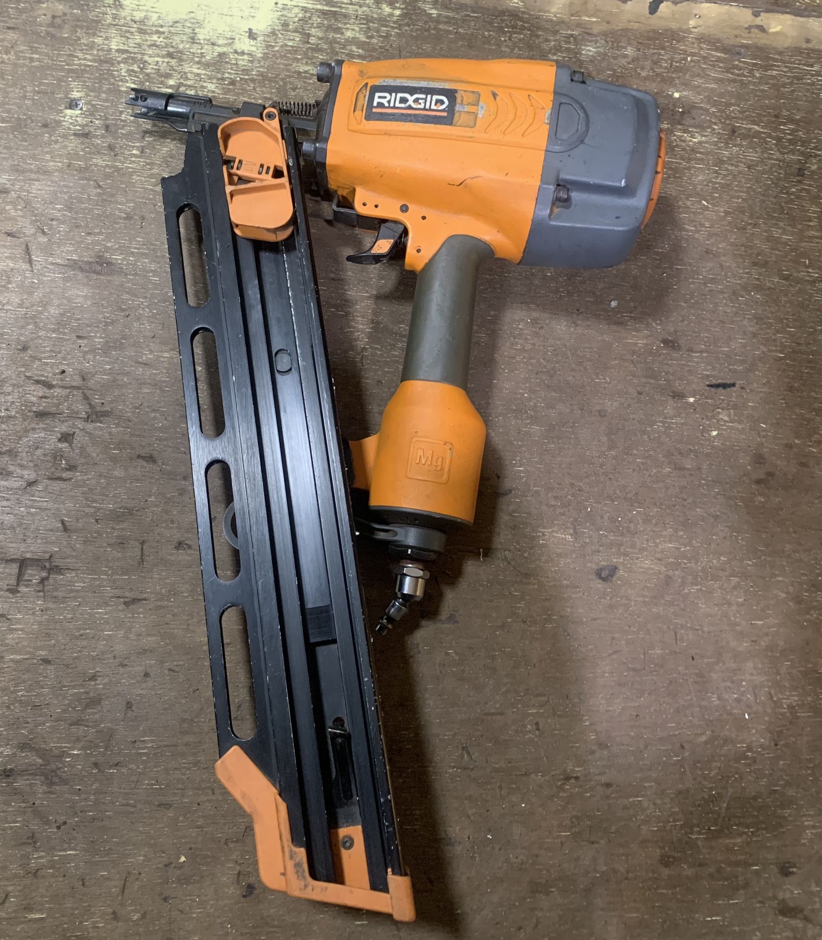 Ridgid Framing Nailer  Nail gun 