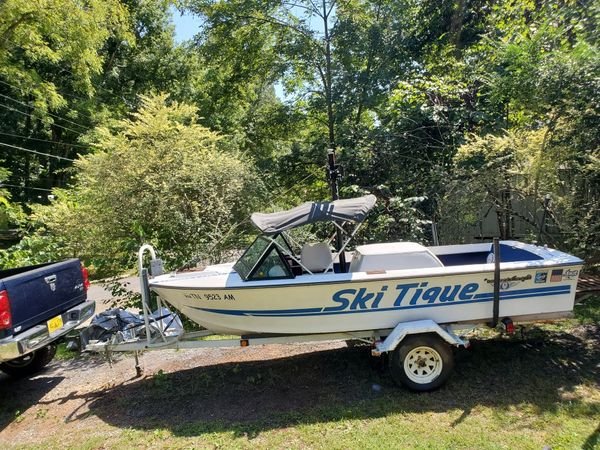 1979 ski tique