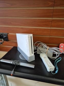 Nintendo Wii Console With Controller
