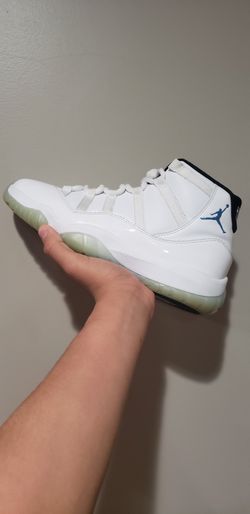 Jordan 11 Legend Blue