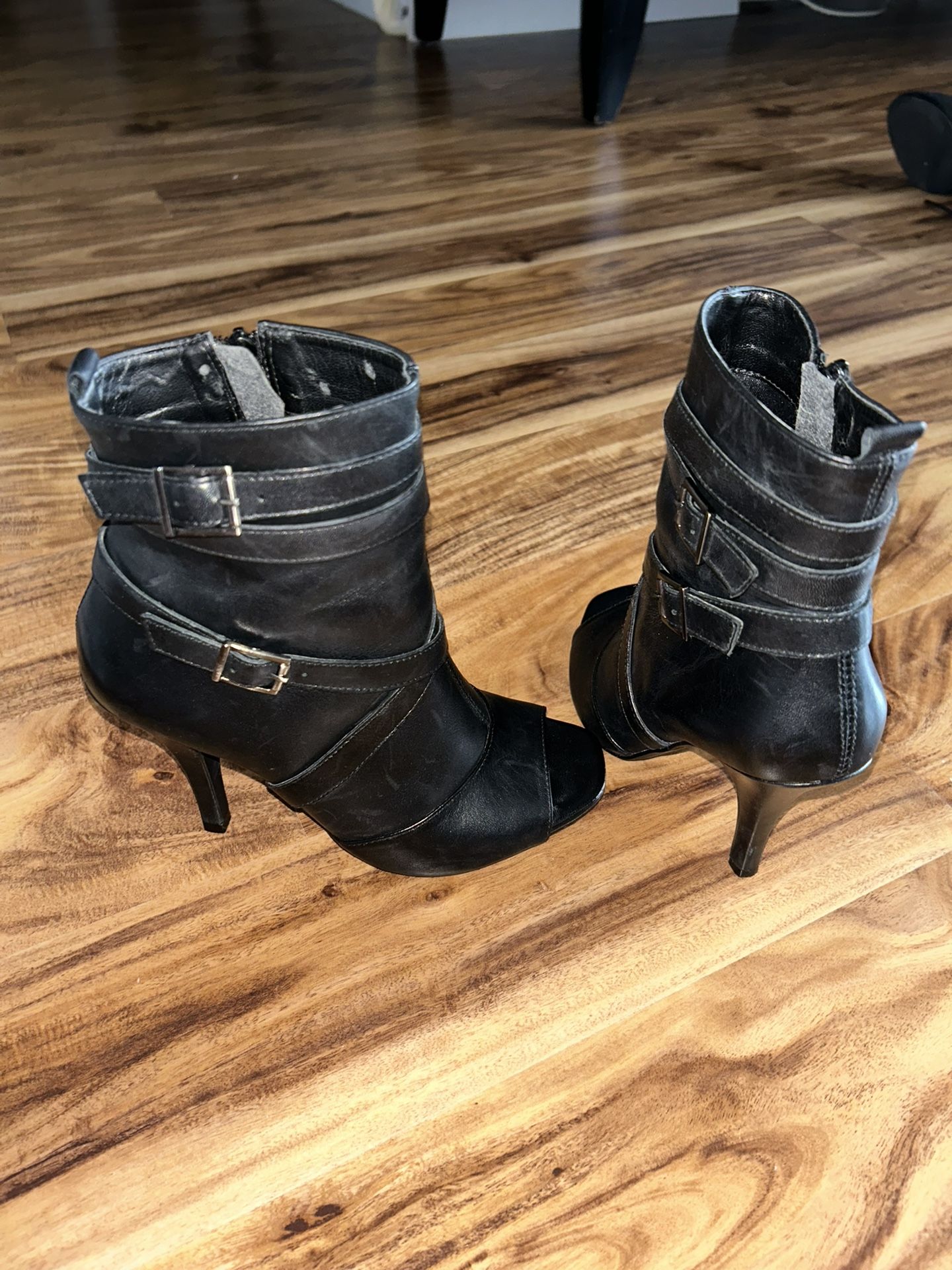 Carlos Santana Leather Black Bootie