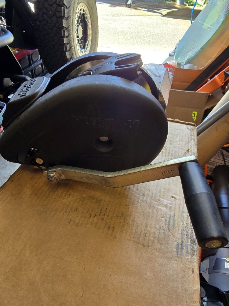 Fulton XLT 1850# Boat Winch with Reverse.