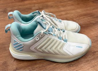 K-SWISS  Ultrashot 3 Women’s Tennis Sneakers.   Size 8.5