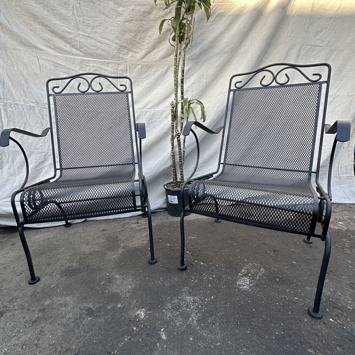 Great Quality Vintage Wrought Iron Rocking Chair Set