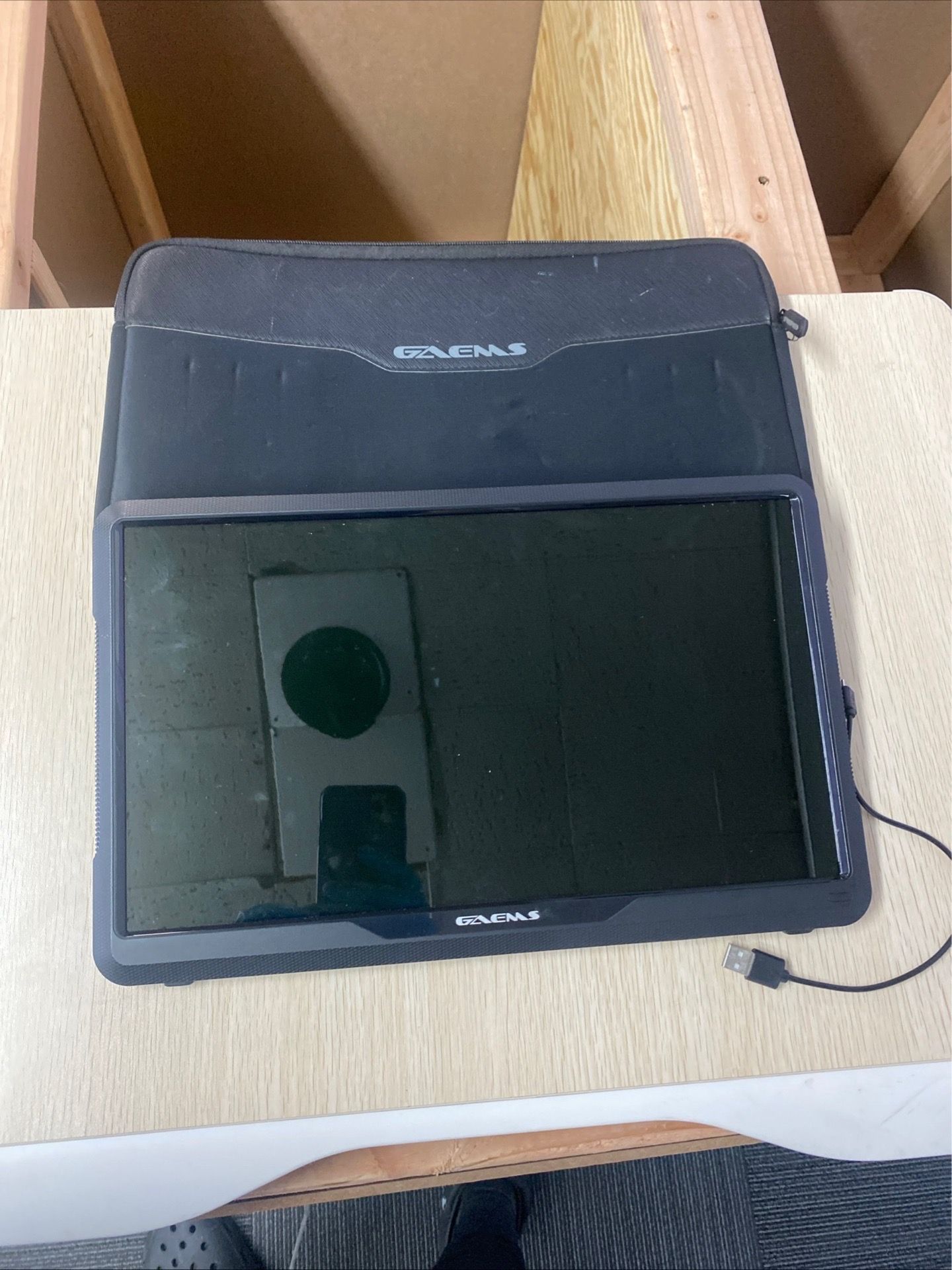 Gaems M155FHD 1080p 15" Portable Gaming Monitor With Travel Case