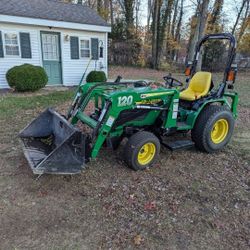 John Deere 4100 Tractor .