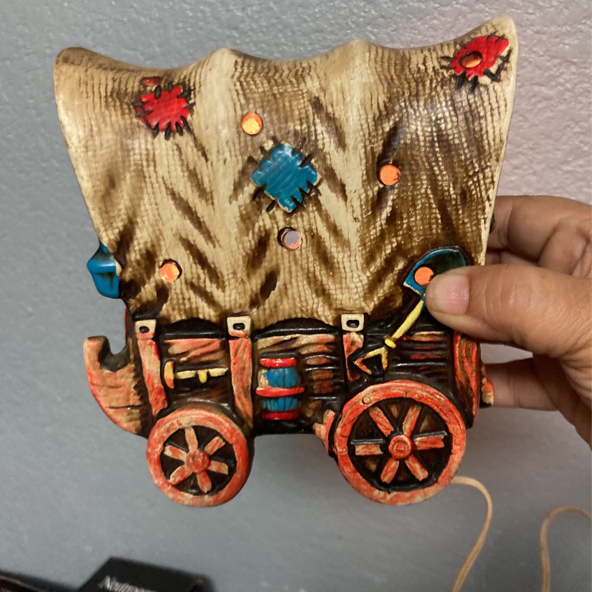 Pair Of Ceramic Stagecoach Night Light Lamp