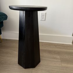 Black Accent Table 