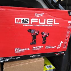 Milwaukee M12 Fuel Hammer/Impact Drill Kit 